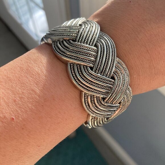 Vintage Basket Weave Hinged Clamper‎ Bracelet - Picture 1 of 5